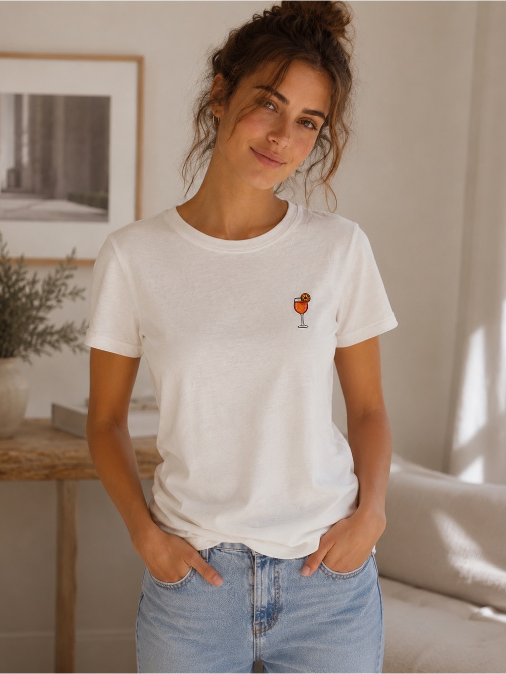 Sunday Best White Cocktail Embroidered Tee M - Picture 1 of 7